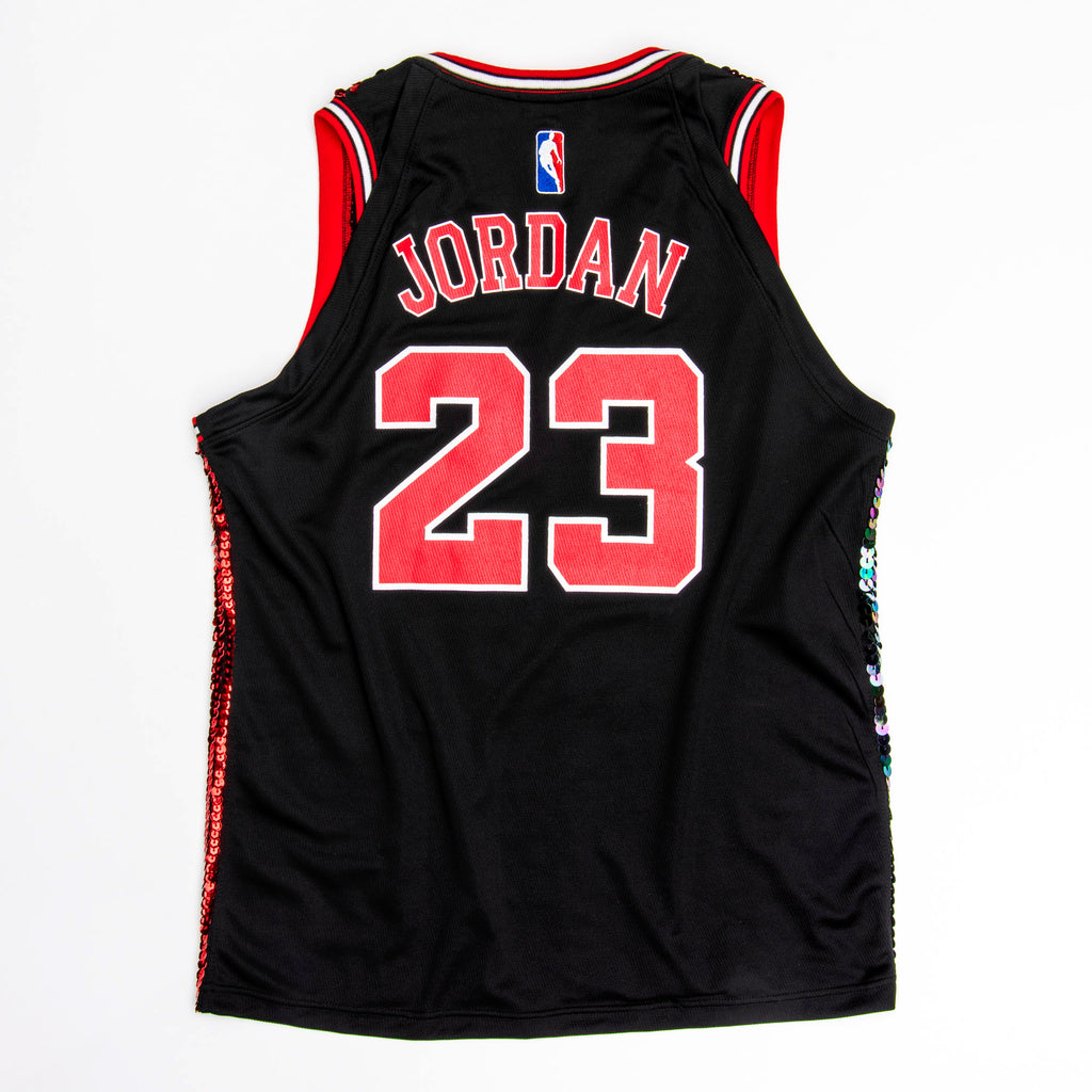 Customized Chicago Bulls Top 🏀